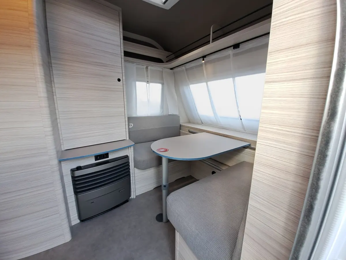 Dethleffs c-joy Active 460 LE 