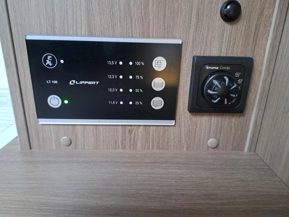 Carado Edition26 T Ford 338 Solar, LTE-Paket, TV