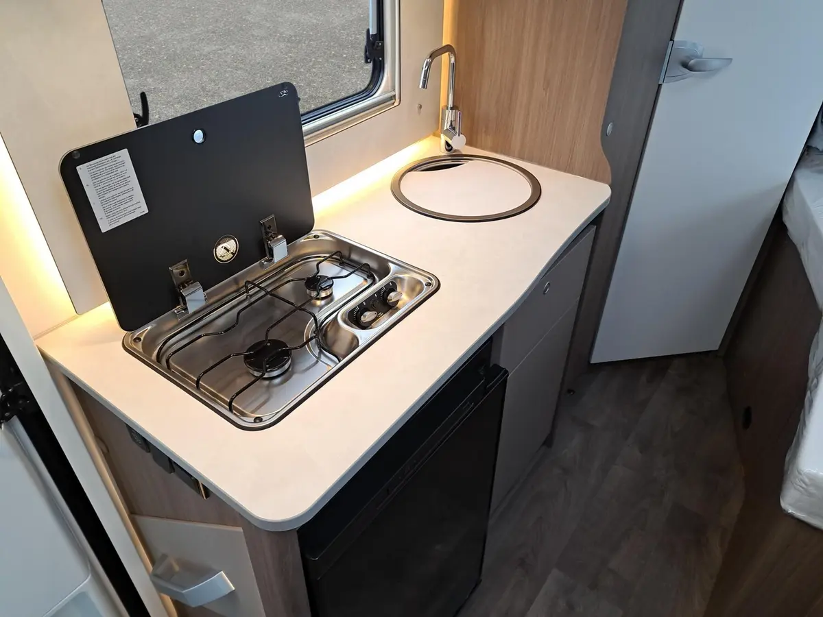 Carado T 135 Pro+ Automatik, Solar, LTE, TV