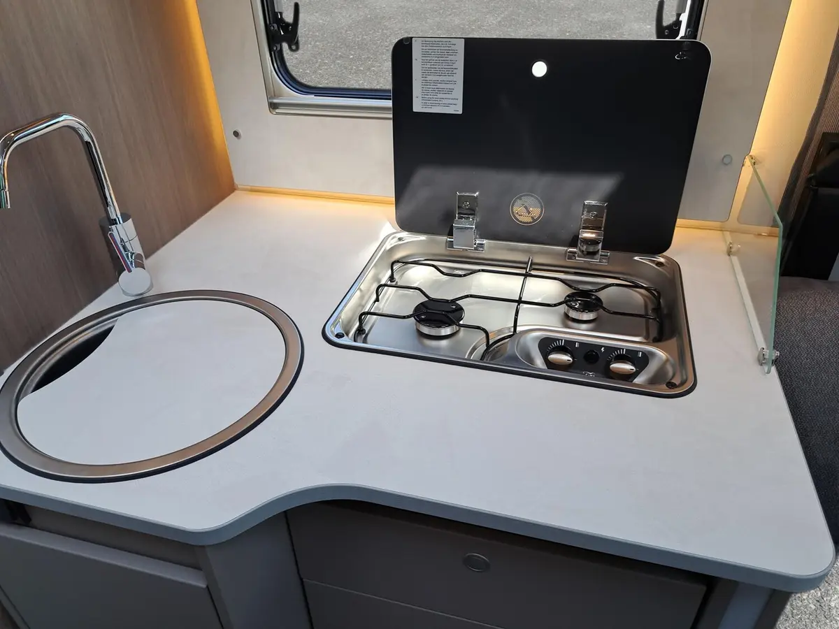 Carado T 457 Pro+, Automatik, LTE, TV, Solar, 3. Bett