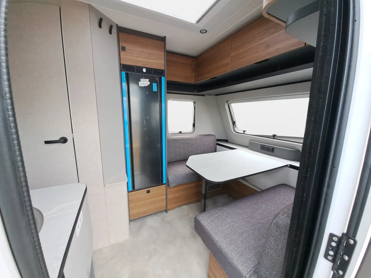 Hymer Eriba Novaline 442 Movingpaket, Autark, Alufelgen