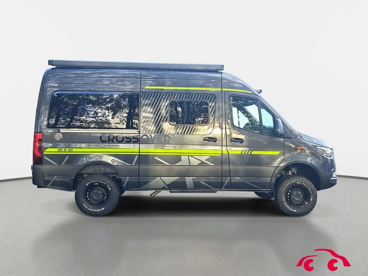 Hymer Grand Canyon S CrossOver 600 AHK, Wechselrichter