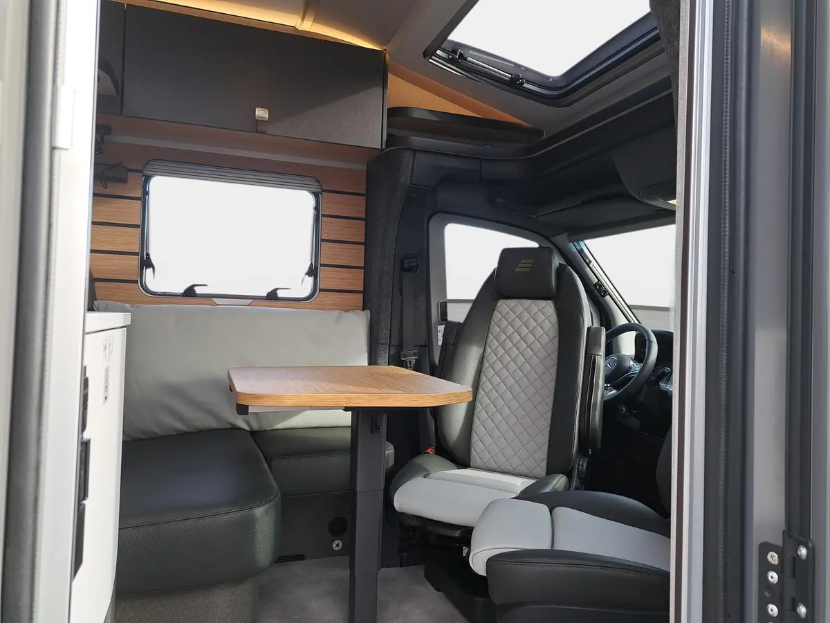 Hymer ML-T CrossOver 570 AHK, GFK, TV, Winterpaket