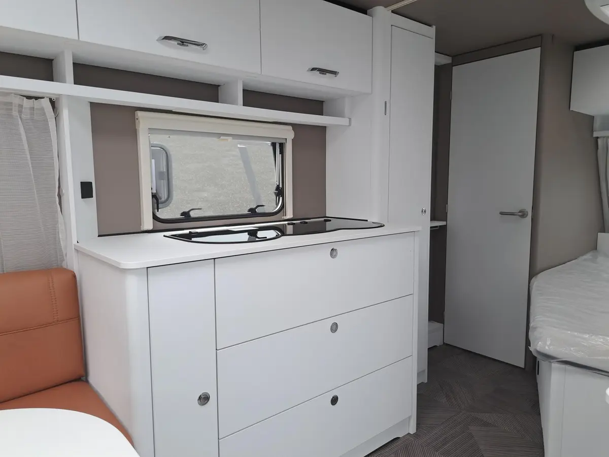 Dethleffs c-go 475 FR 10 Years Edition, Duo Control