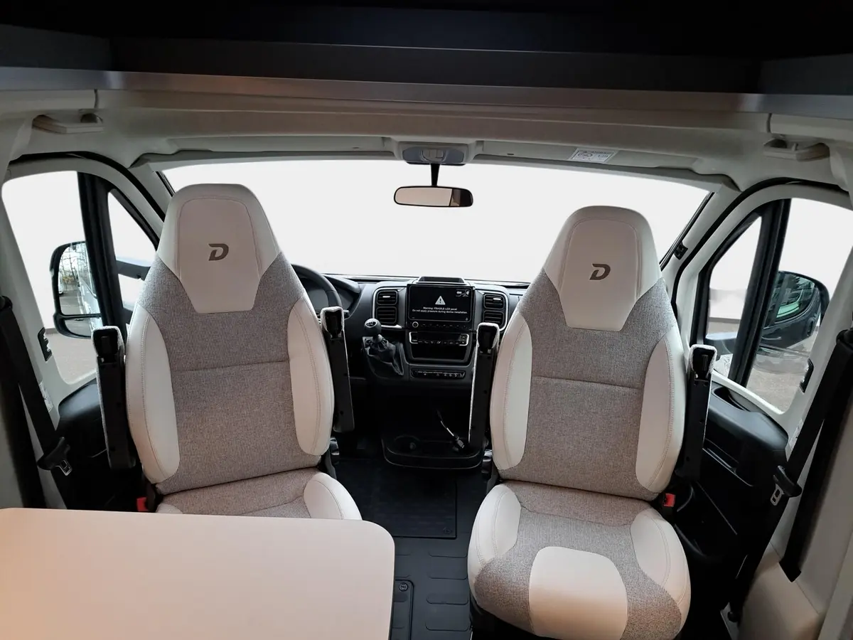 Dethleffs Trend Active T 6817 EB Hubbett, Chassispaket