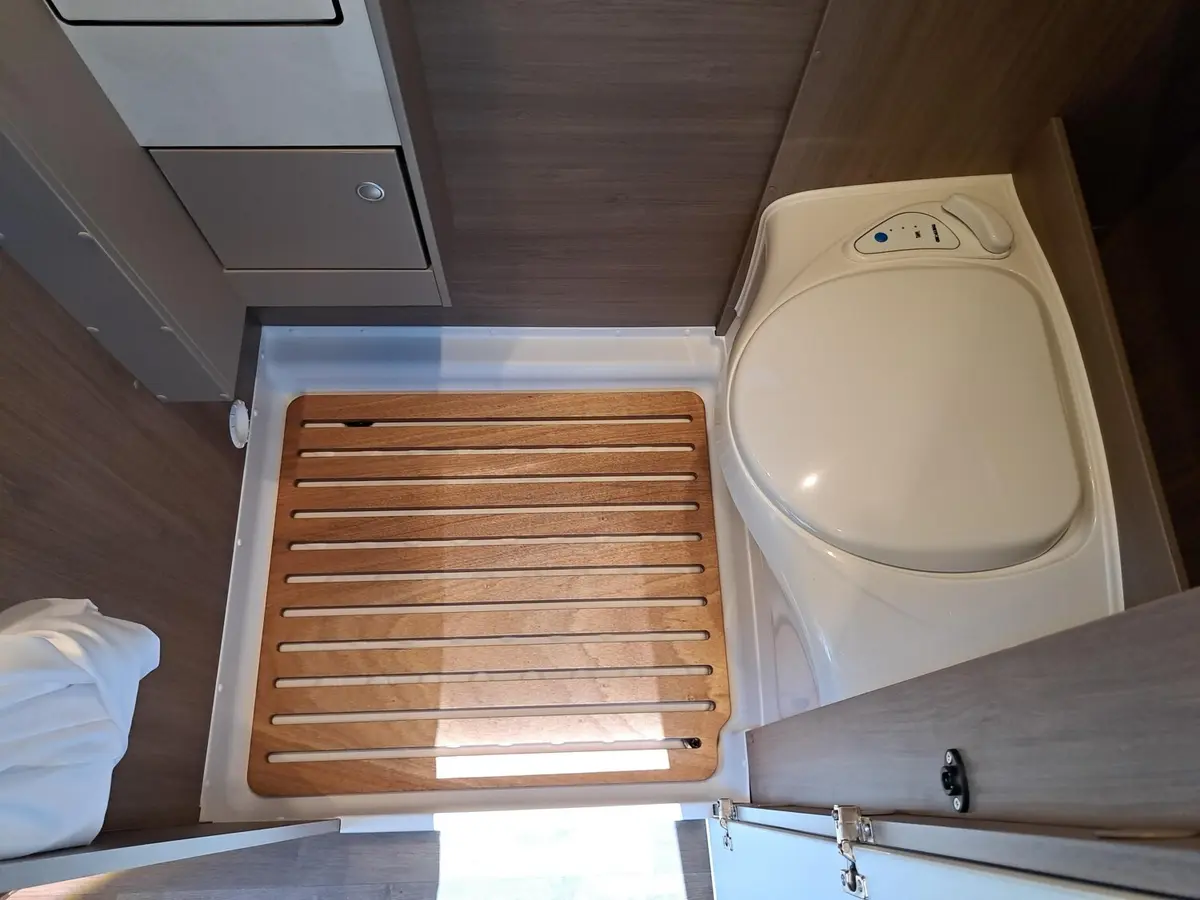 Carado pro CV 541 Rahmenfenster, AWT isoliert