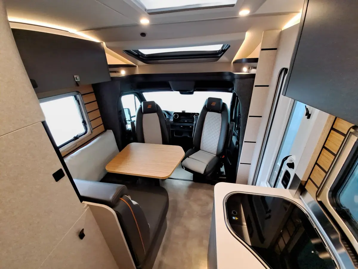 Hymer ML-T CrossTrail 580 TV, Leder, GFK, Winterpaket