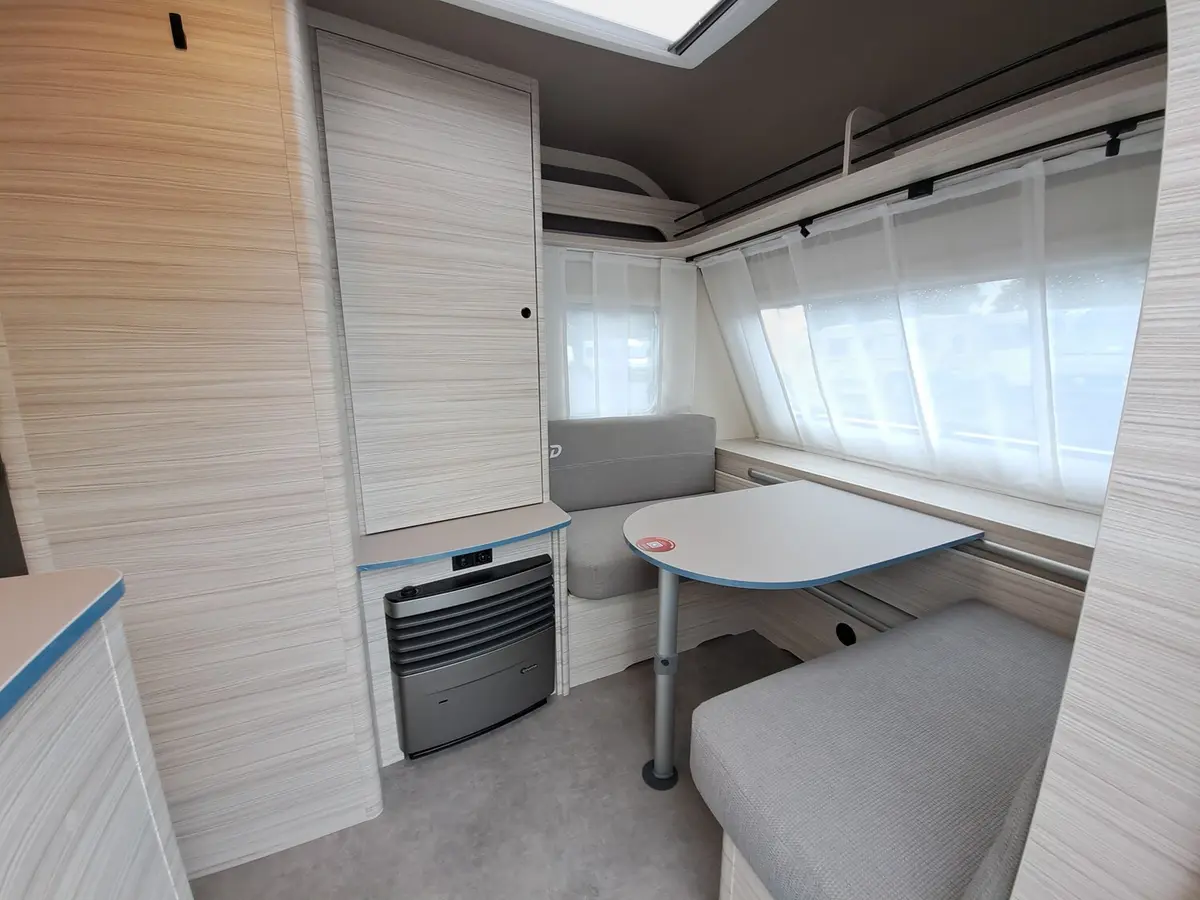 Dethleffs c-joy Active 460 LE 