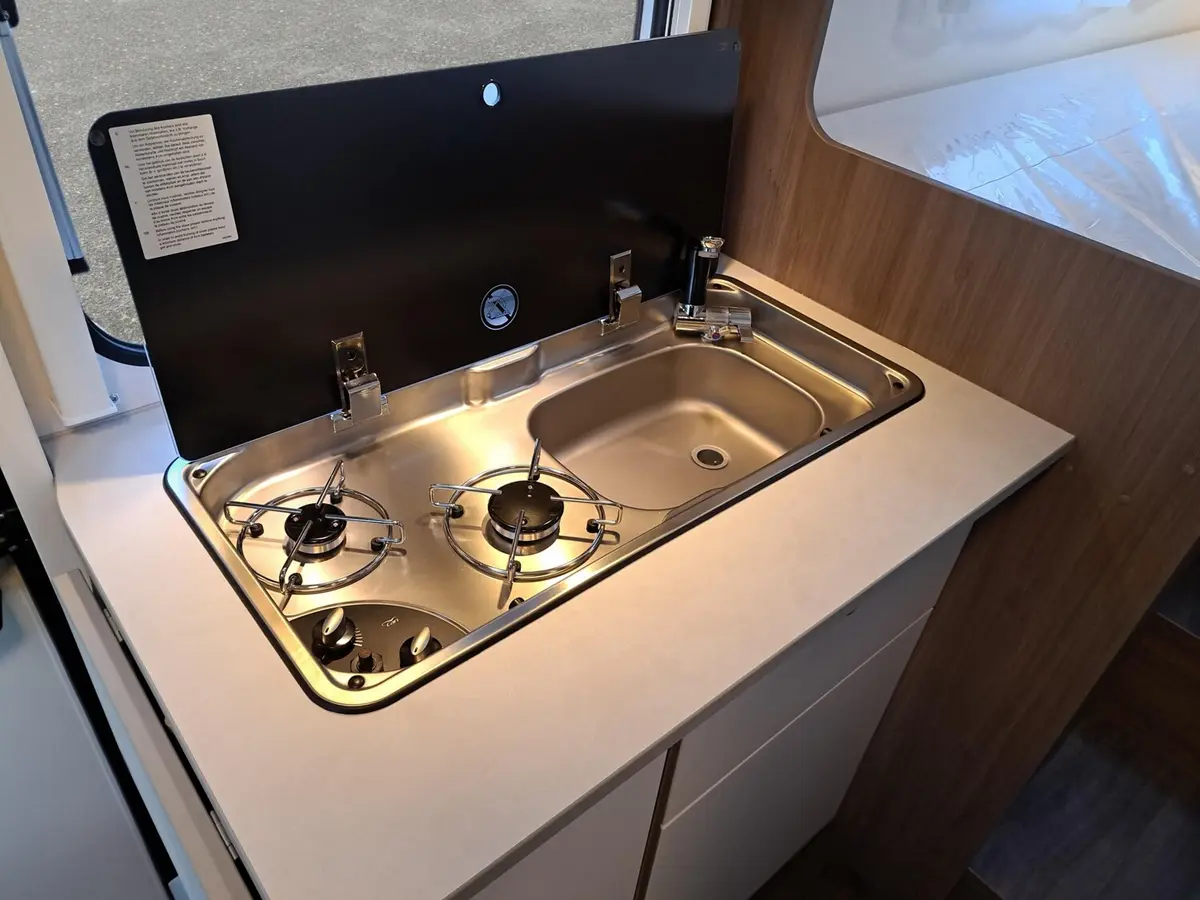 Carado V 347 Pro+ Solar, LTE, TV