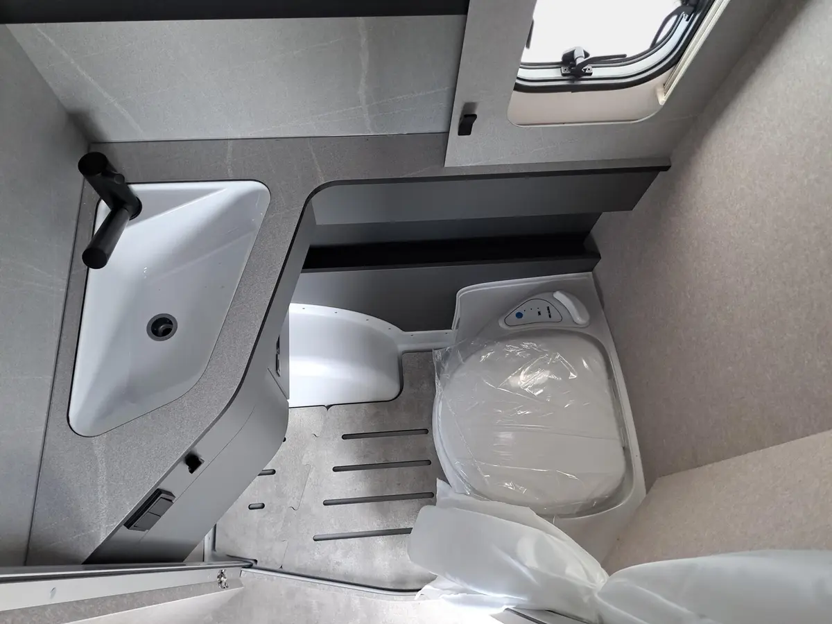 Hymer Eriba Novaline 442 Movingpaket, Autark, Alufelgen