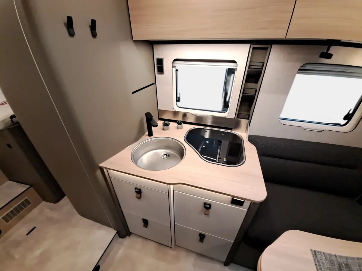 Hymer GT-S 685 Chassis-, Aufbau-, Winterpaket