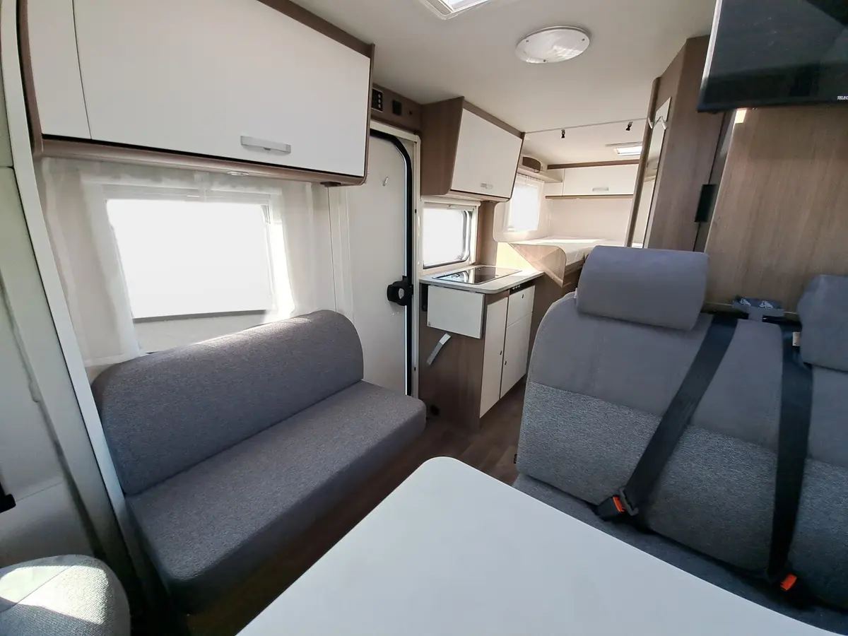 Carado V 347 Pro+ Solar, LTE, TV