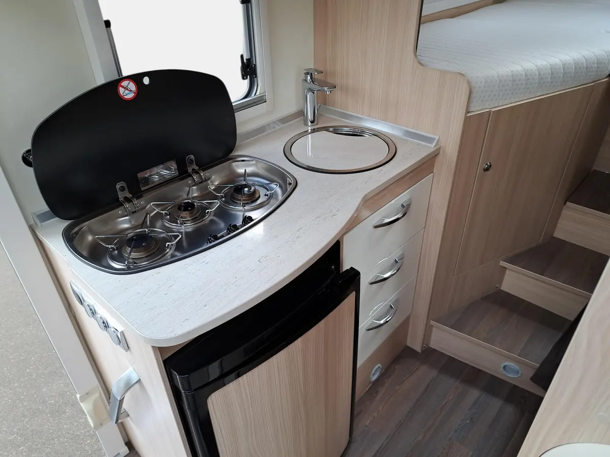 Bürstner Travel Van T 620 G Hubstützen, Sat, TV, Solar