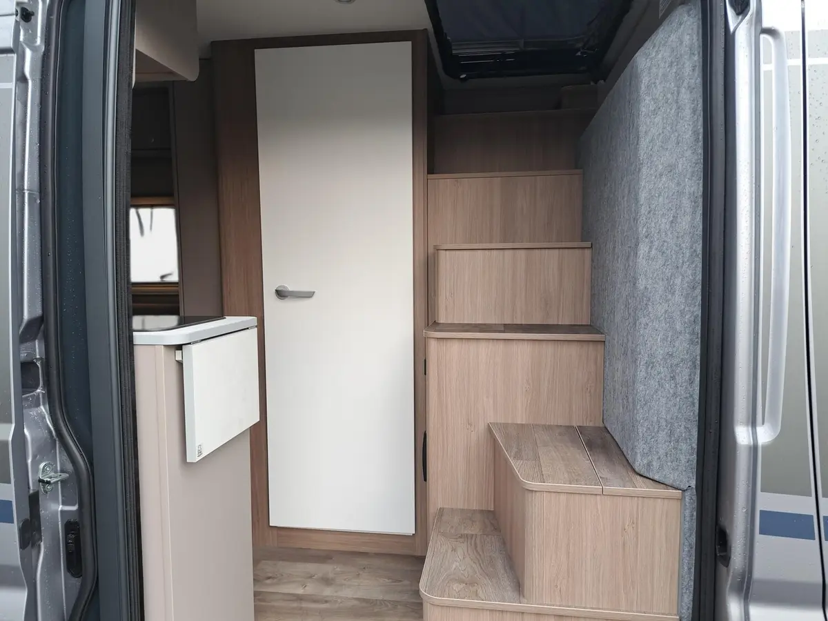 Carado pro CV 541 Automatik, Rahmenfenster