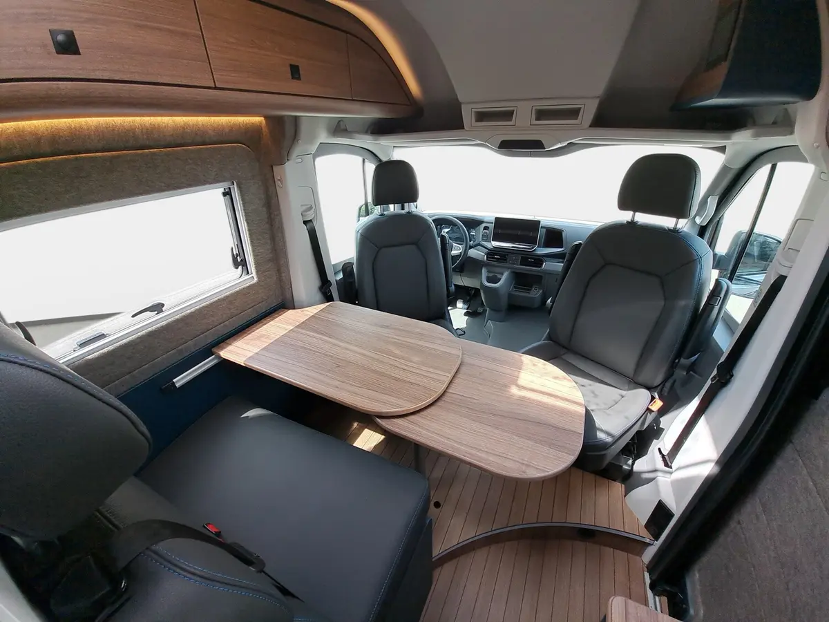 Hymer Eriba Car 600 AHK, Navi, Automatik, Markise