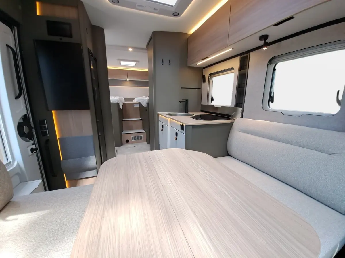 Hymer GT-S 685 Chassis-, Aufbau-, Winterpaket