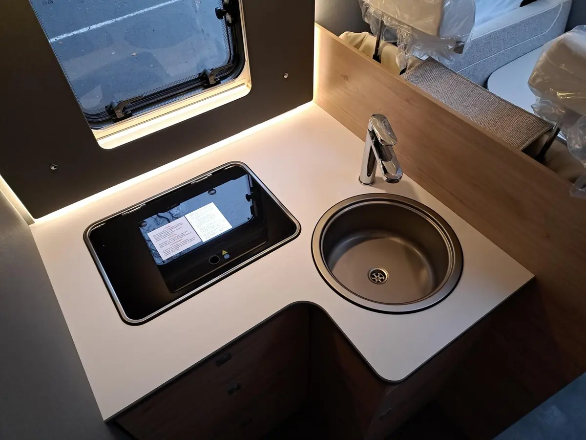 Dethleffs Just Camp Active T 7052 EB Gästebett