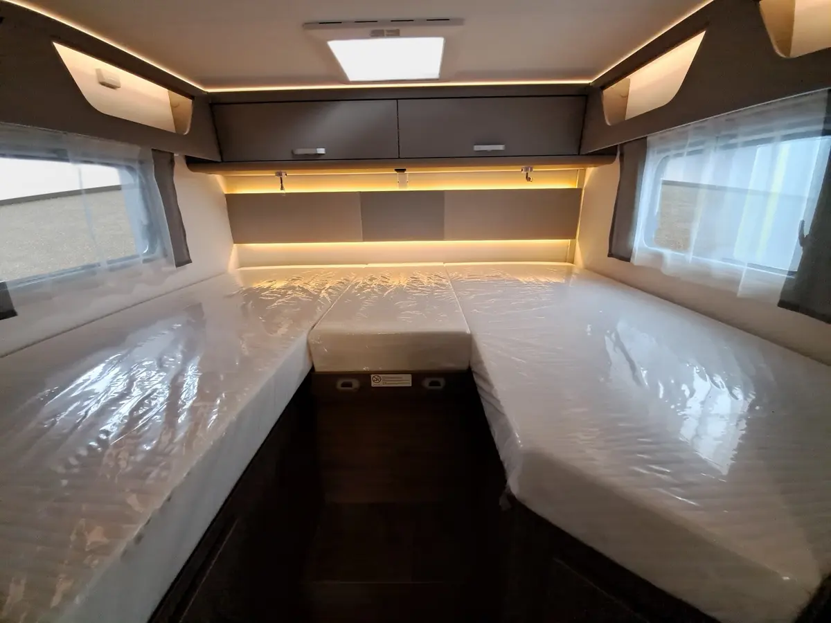 Carado T 328 Pro+, LTE, TV, Solar, 3. Bett
