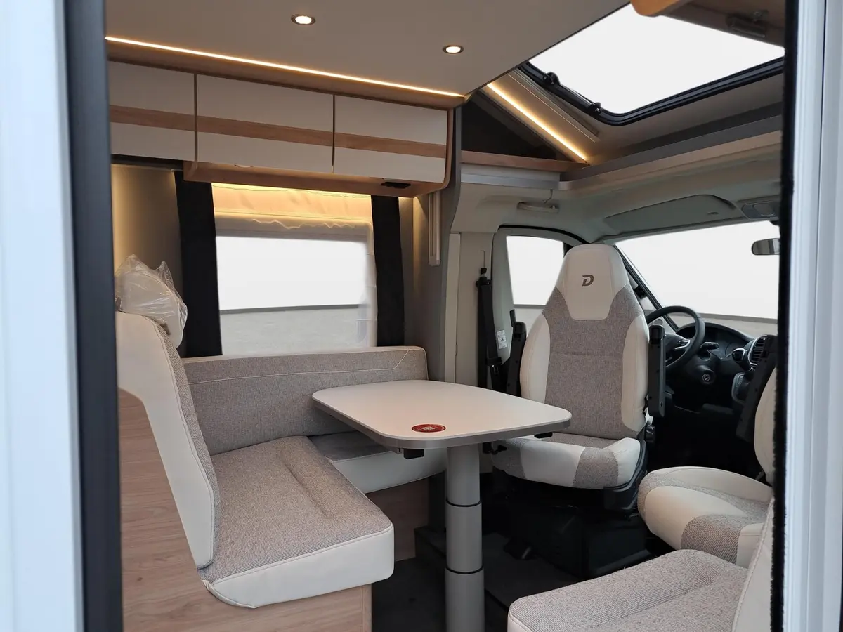 Dethleffs Just Camp Active T 7052 EB Hubbett