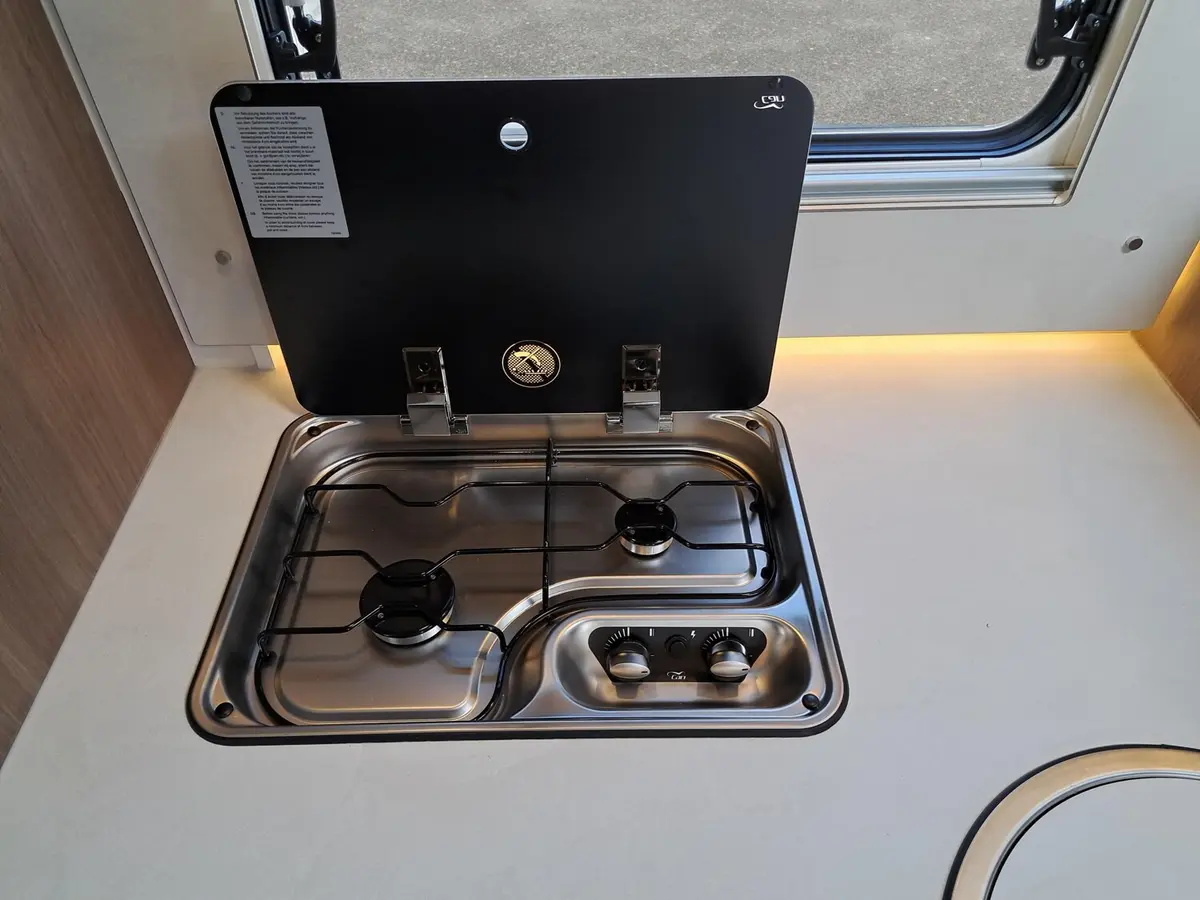 Carado T 328 Pro+, Solar, LTE, TV, Backofen