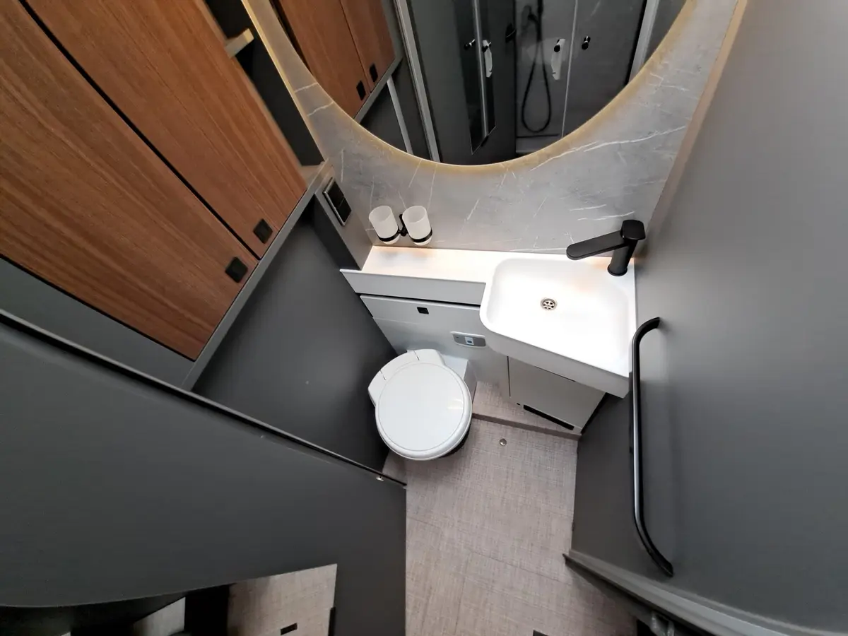 Hymer B-Klasse MC T 680 Premium-, Arktis-, Winterpaket