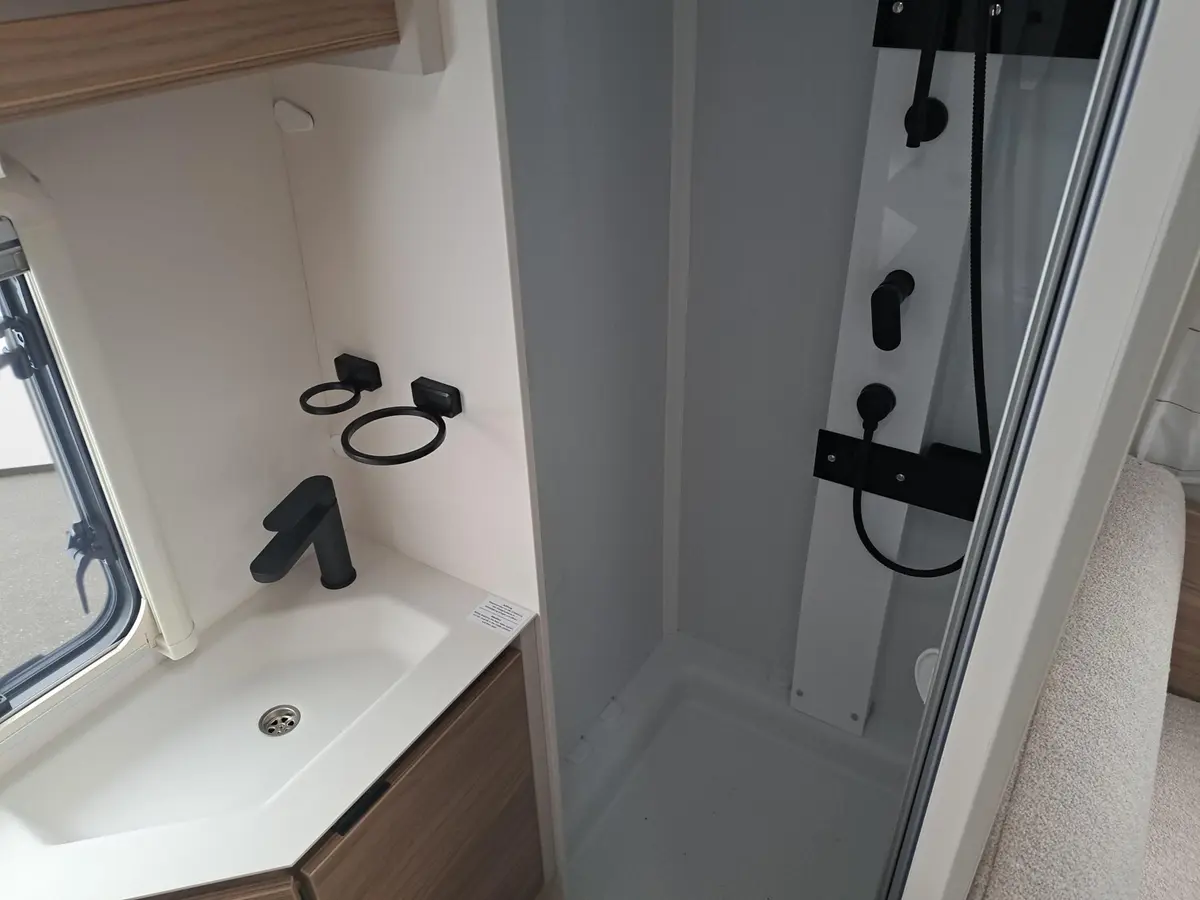 Dethleffs Nomad 490 EST First Edition