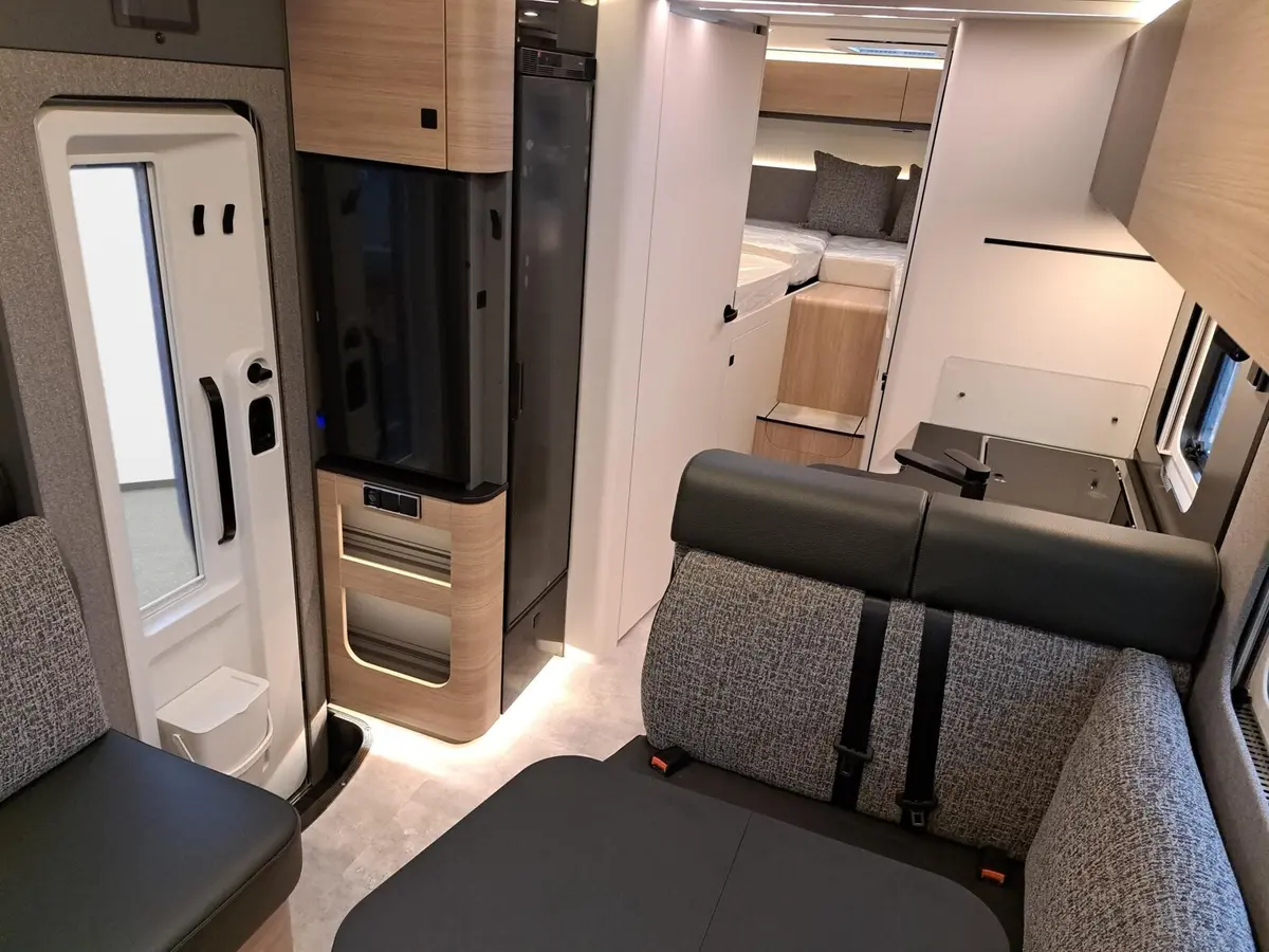 Hymer B-Klasse MC I 680 Premium-, Arktispaket, TV