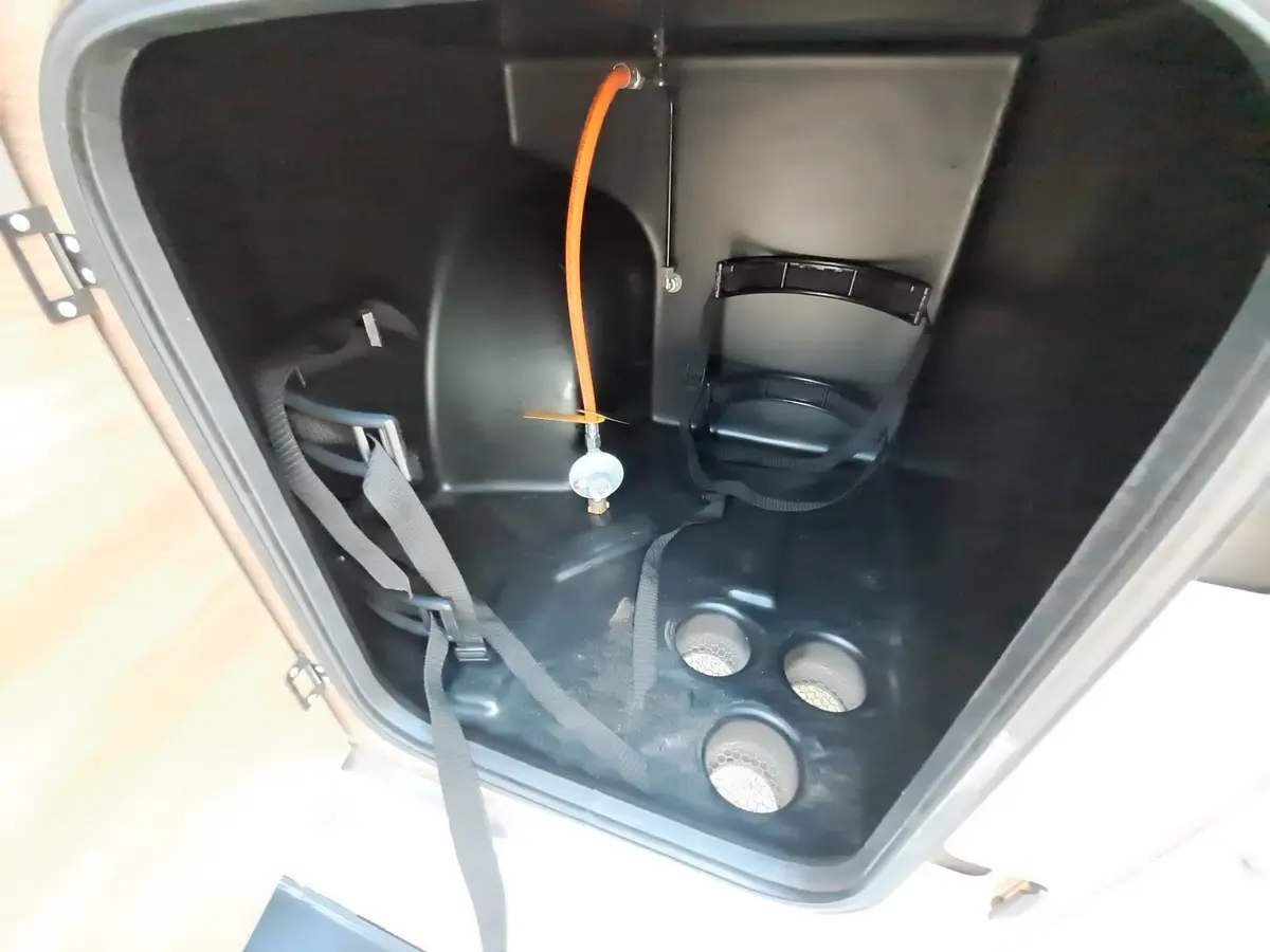 Carado pro CV 601 Automatik, TV, Sat, Naviceiver, AHK