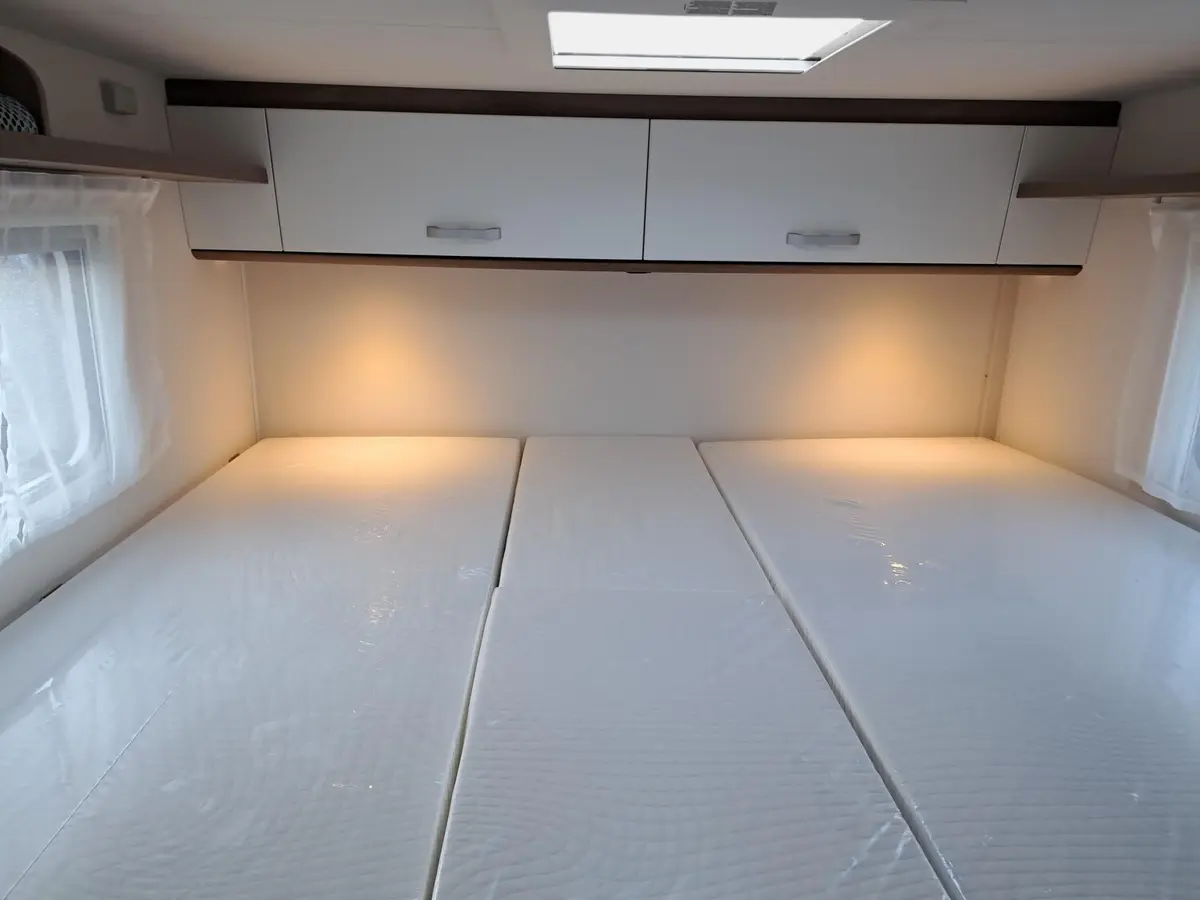 Carado V 337 Pro+ Automatik, Solar, TV-Paket