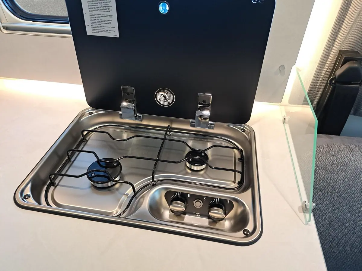Carado T 457 Pro+, Automatik, LTE, TV, Solar, 3. Bett
