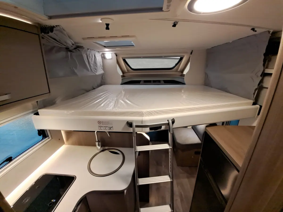 Carado Edition26 T Ford 447 Automatik, Hubbett, Solar