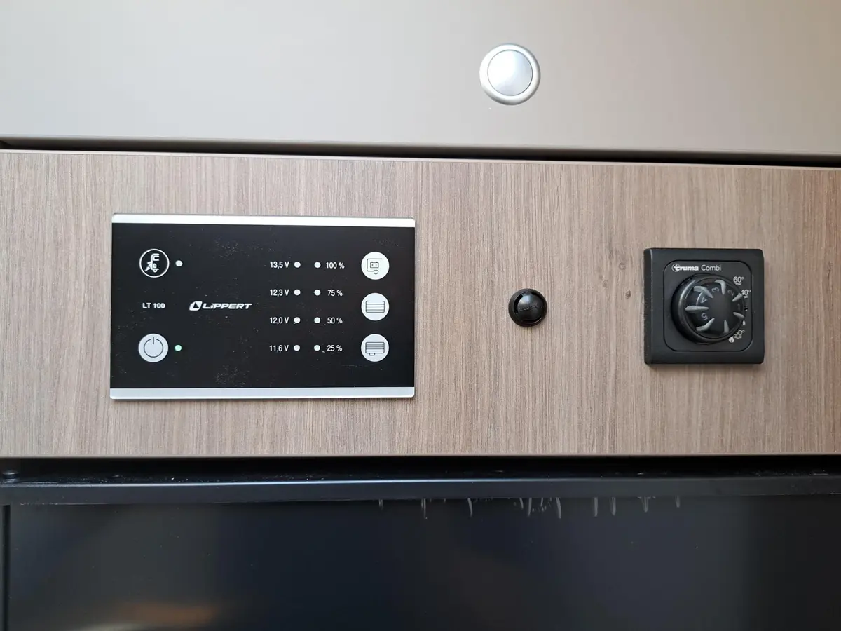Carado T 457 Pro+, Automatik, LTE, TV, Solar, 3. Bett