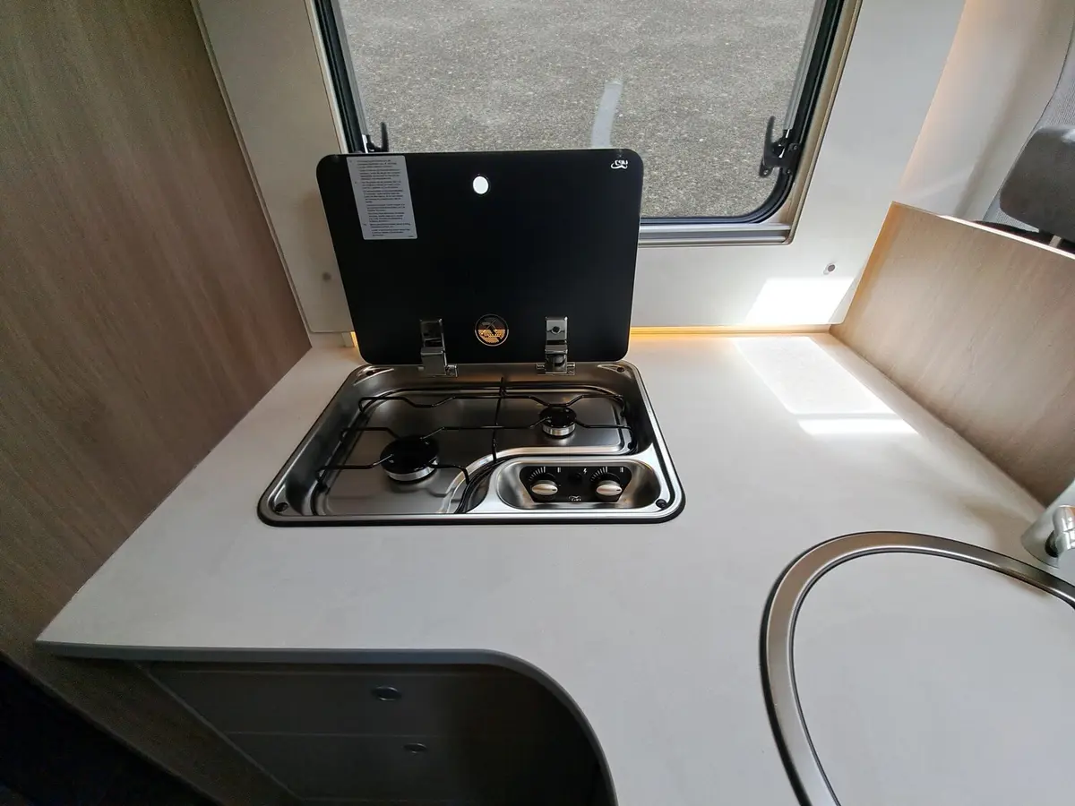 Carado T 328 Pro+, Automatik, LTE, TV, Solar, 3. Bett