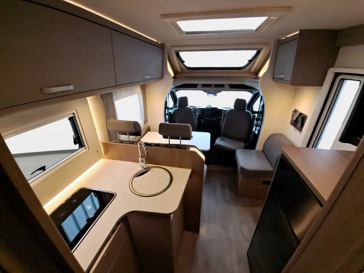 Carado Edition26 T Ford 447 Automatik, Solar, LTE, TV