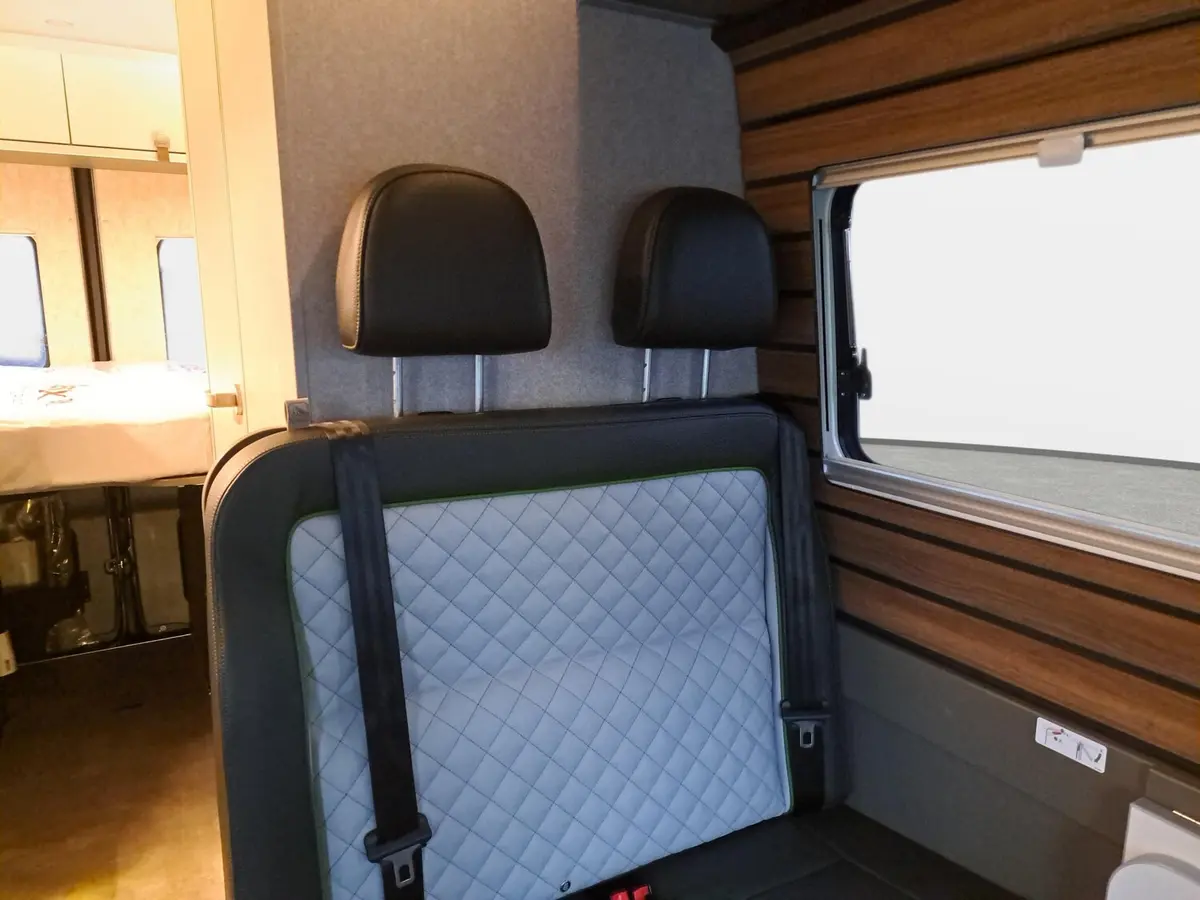 Hymer Grand Canyon S CrossOver 600 Schlafdach, Solar