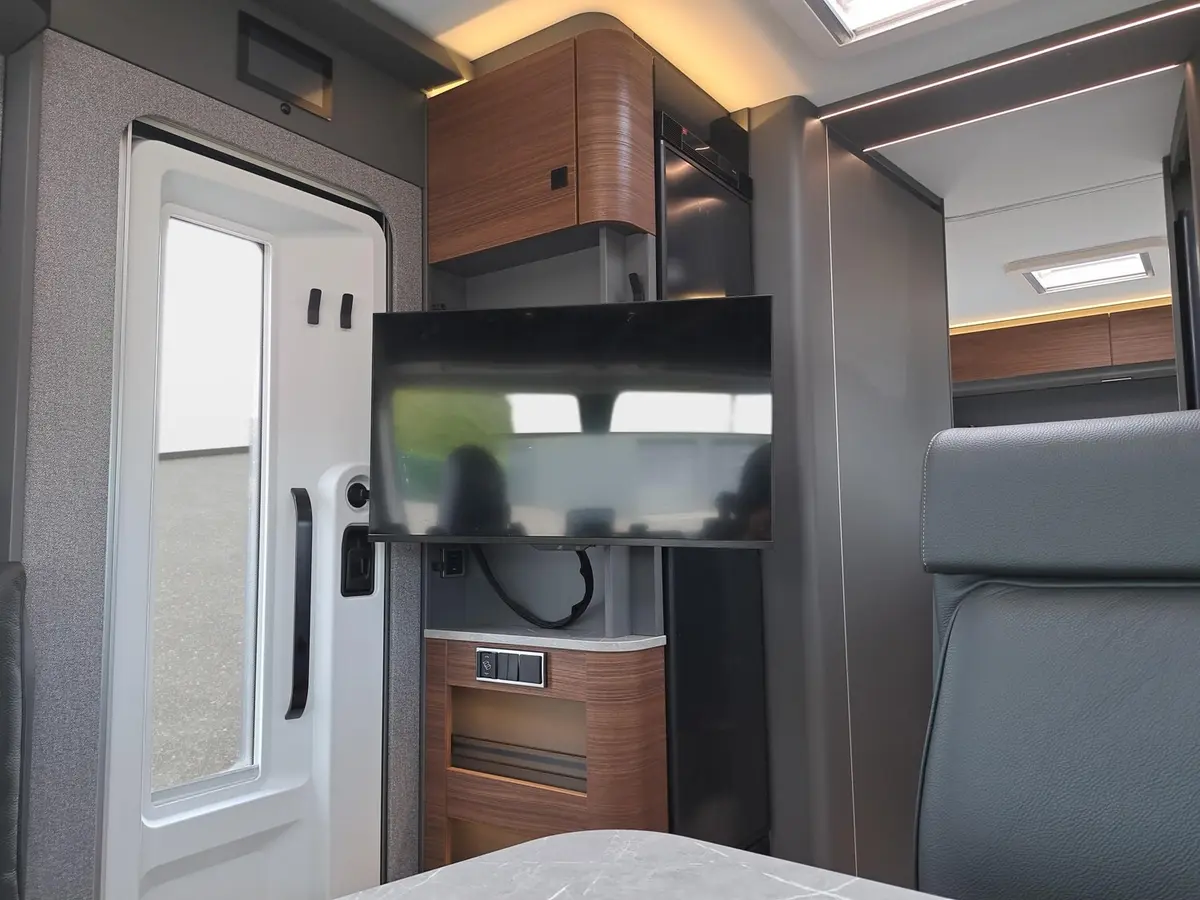 Hymer B-Klasse MC I 680 Premium-, Autarkiepaket Lithium