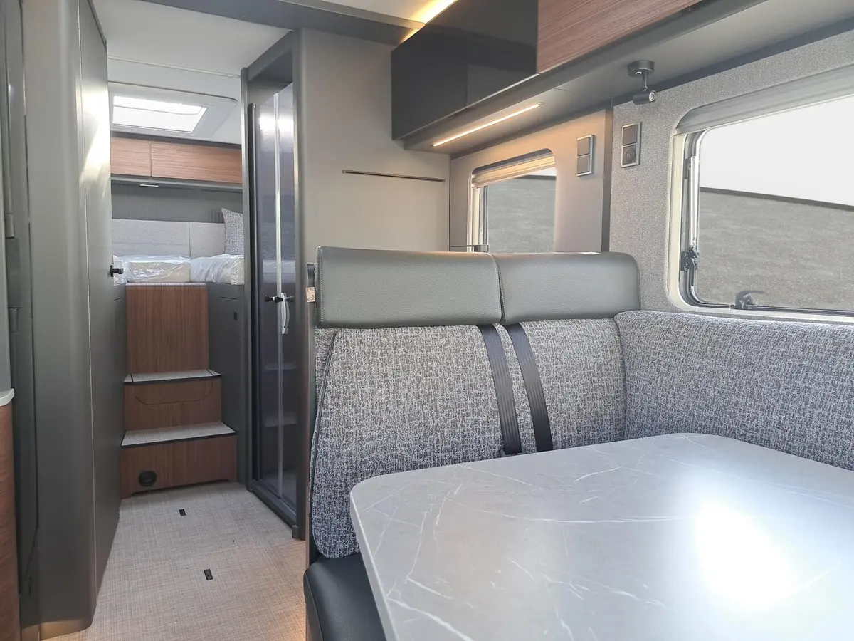 Hymer B-Klasse MC I 680 Premiumpaket, TV, Lithium