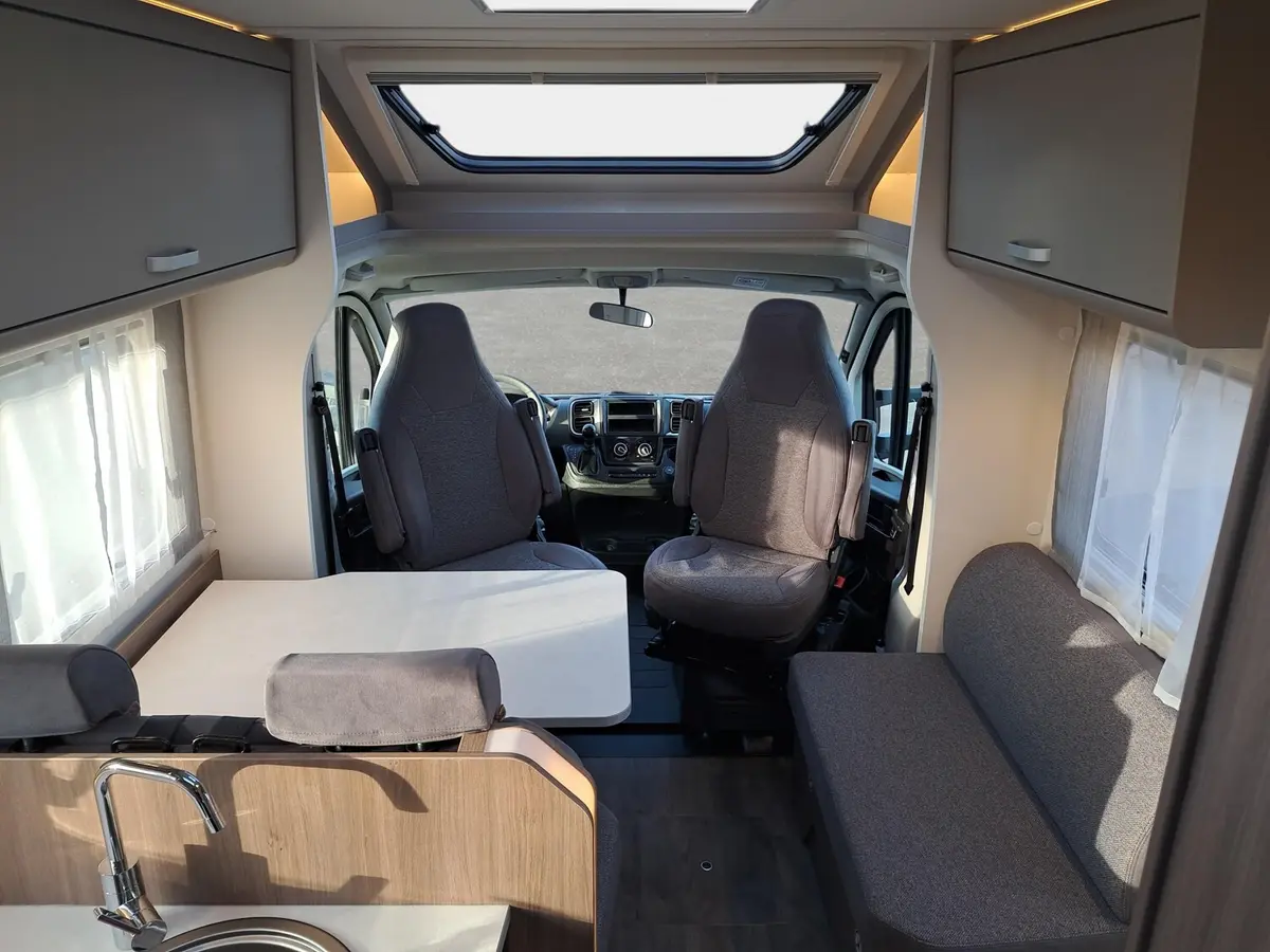 Carado T 448 Pro+ Automatik, Solar, TV, LTE, Backofen