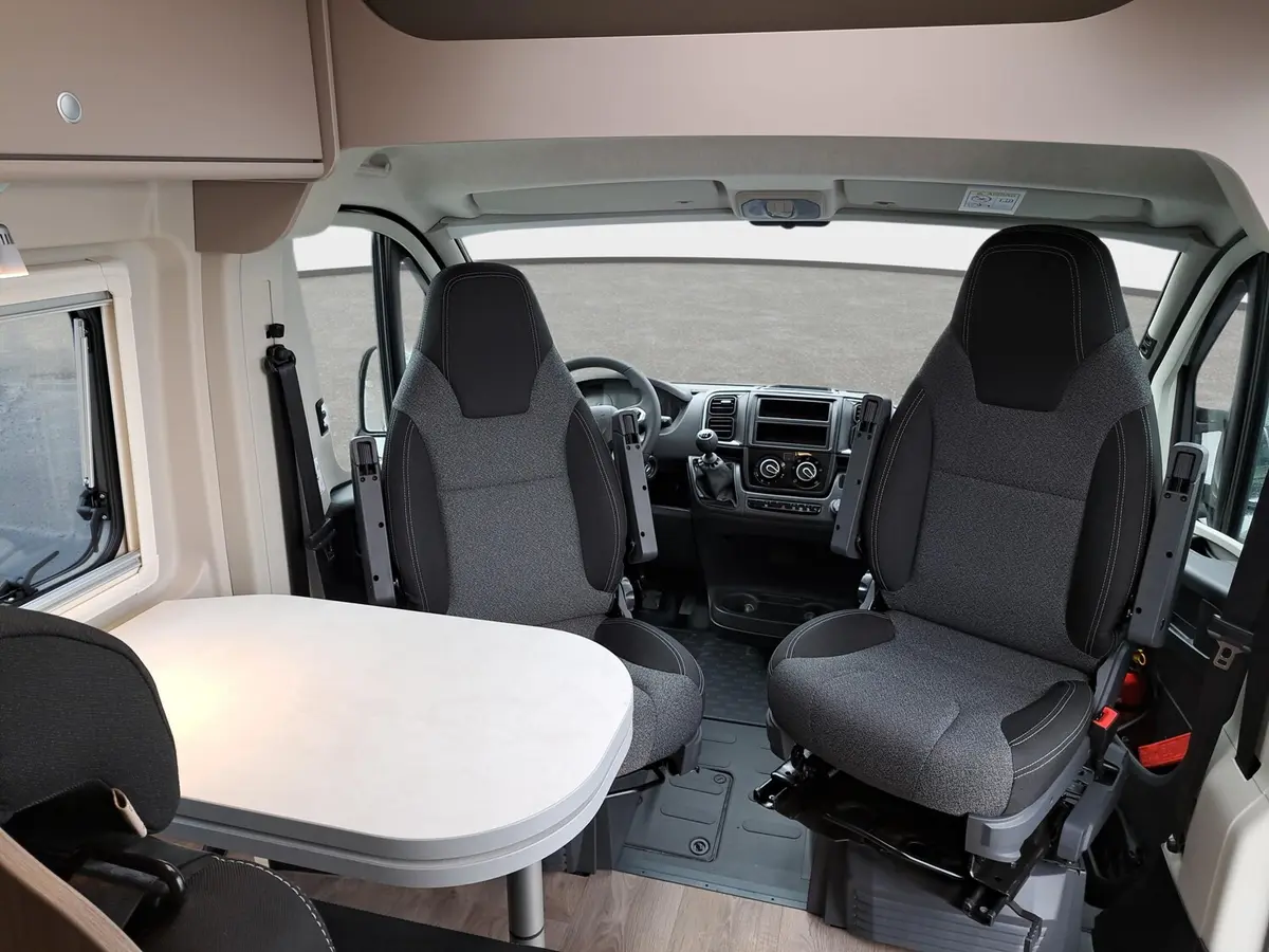 Carado CV 600 Markise, Optik Paket 2, Basic Paket