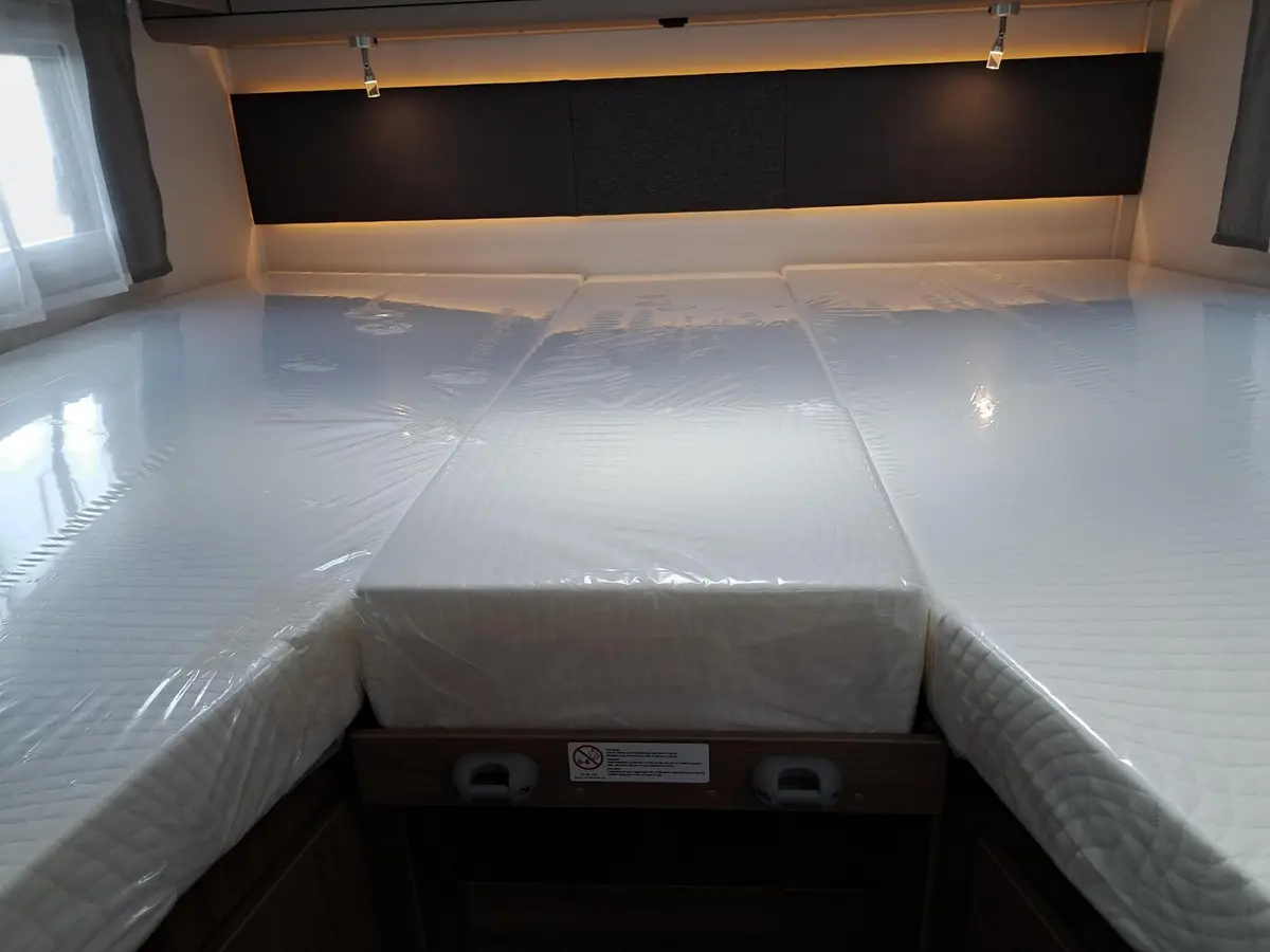 Carado I 447 Pro+ Automatik, 4.400 kg, Solar, LTE, TV