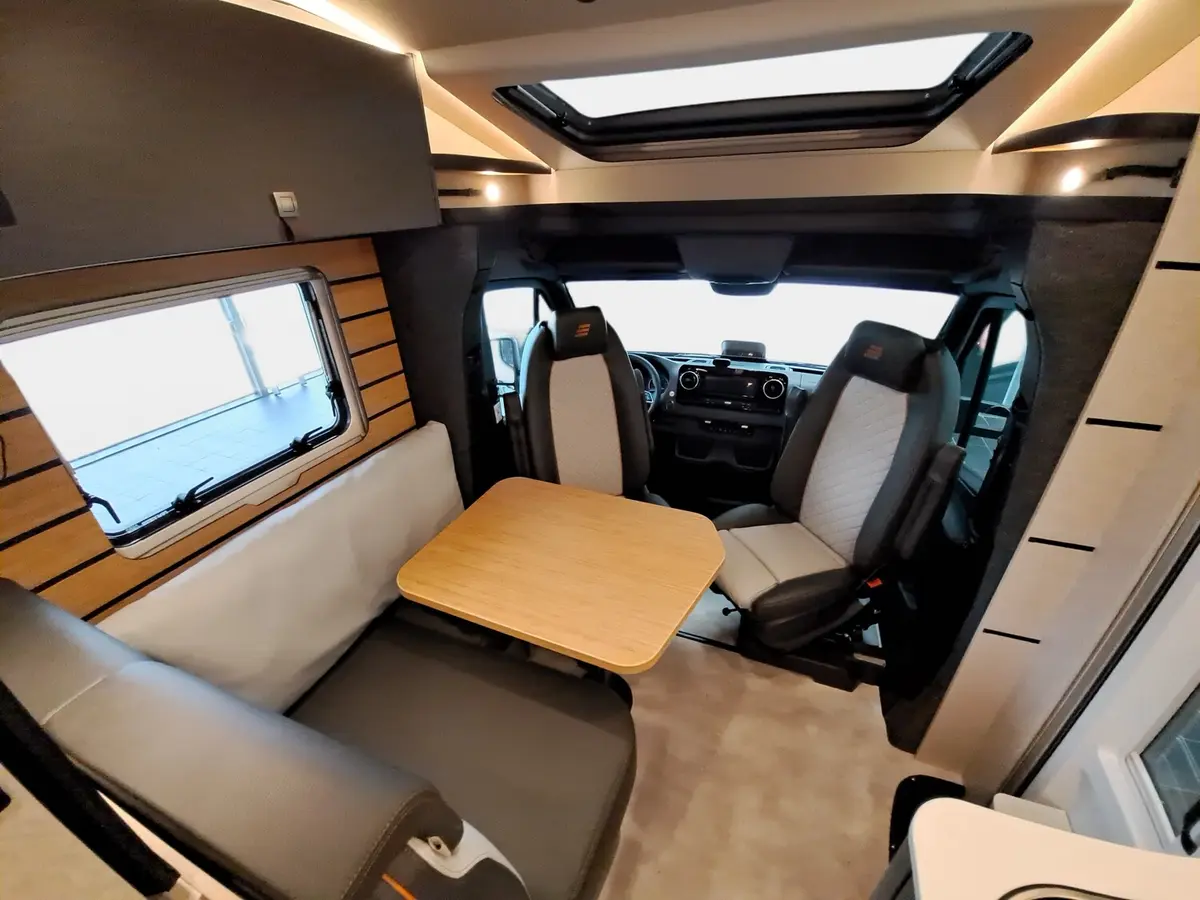 Hymer ML-T CrossTrail 580 TV, Leder, GFK, Winterpaket