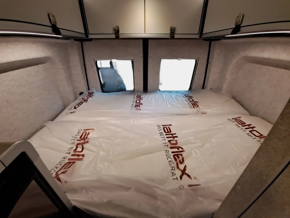Hymer Grand Canyon S CrossOver 600 Aufstelldach, AHK