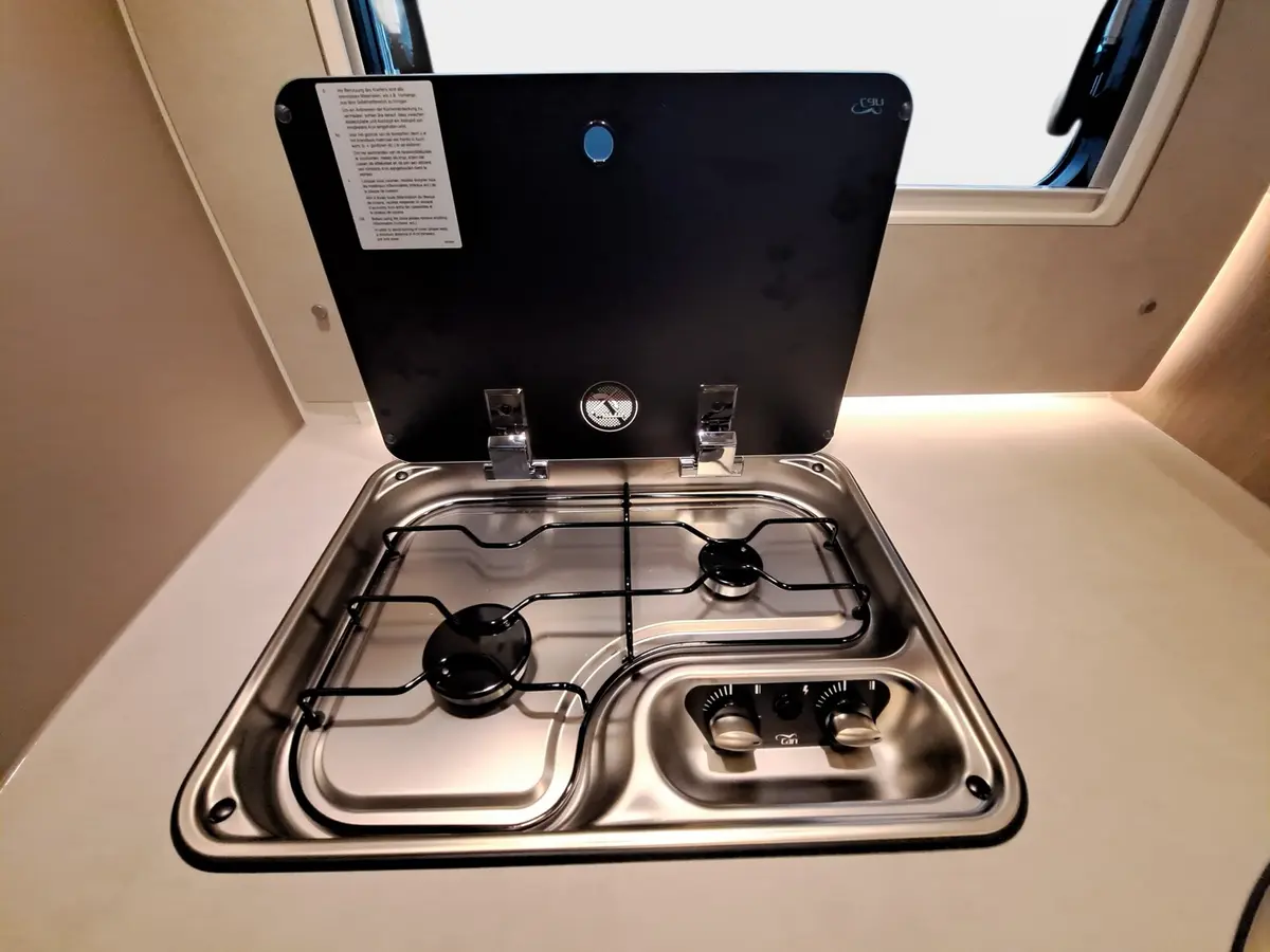 Carado T 328 Pro+, TV, Sat, Hubbett, Automatik