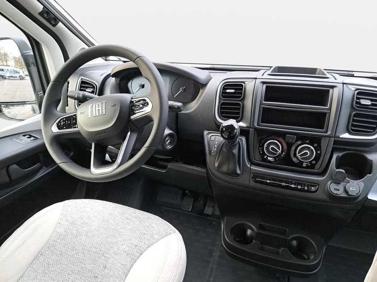 Carado pro CV 640 Automatik, Solar, Rahmenfenster