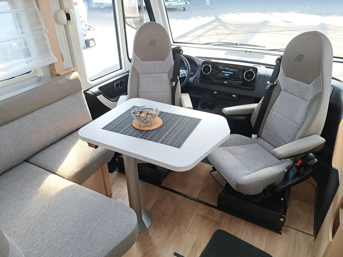 Hymer B-Klasse MC I 580 Bugausbau, Premium, Backofen