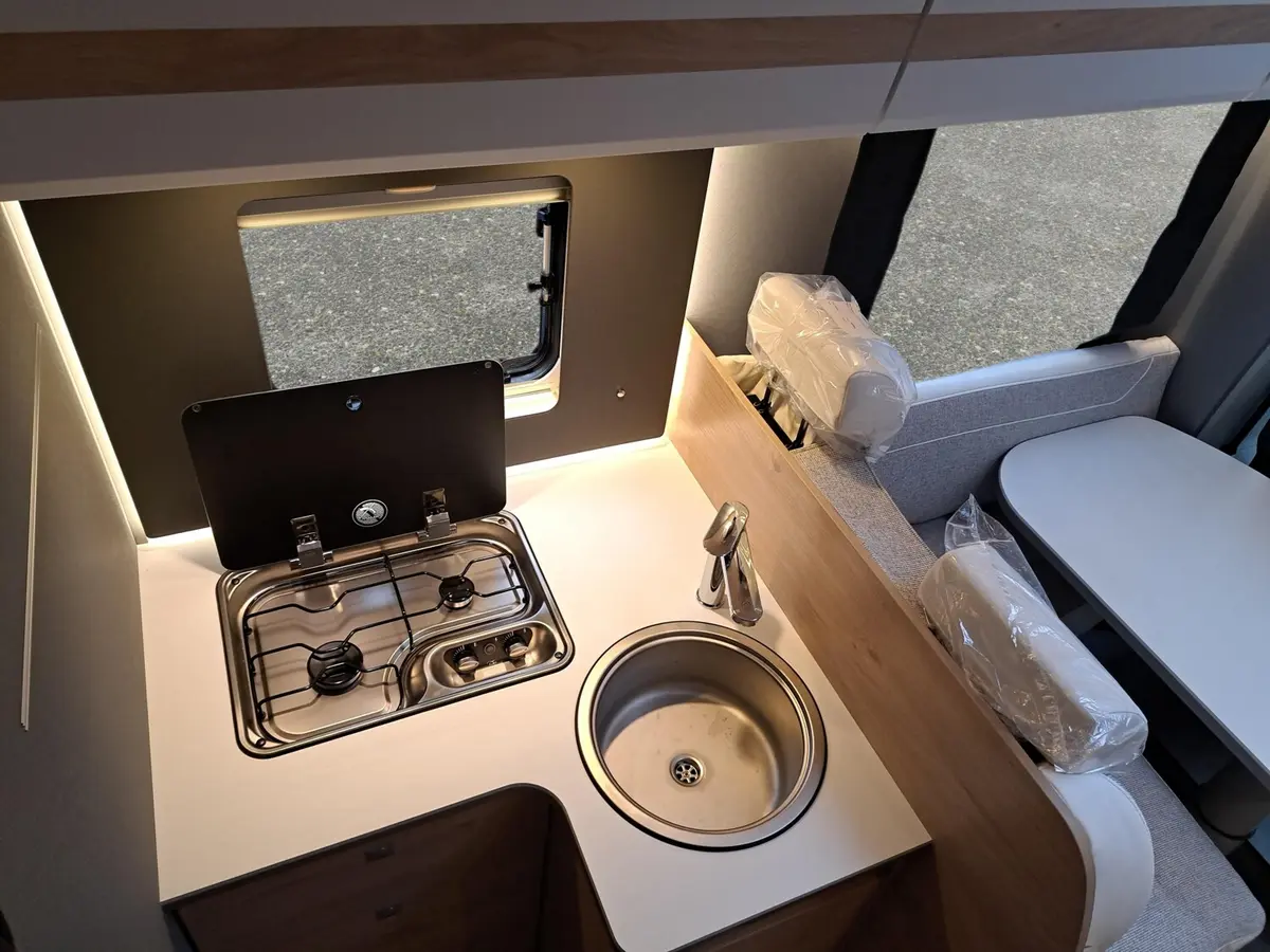 Dethleffs Just Camp Active T 7052 DBM Automatik, Gästebett