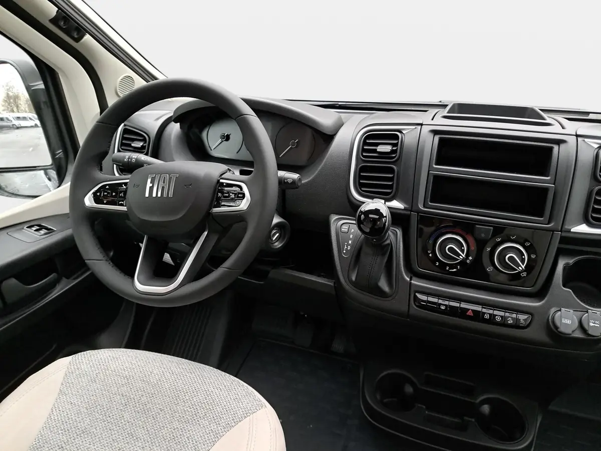 Carado V 347 Pro+ Automatik, Solar, LTE, TV