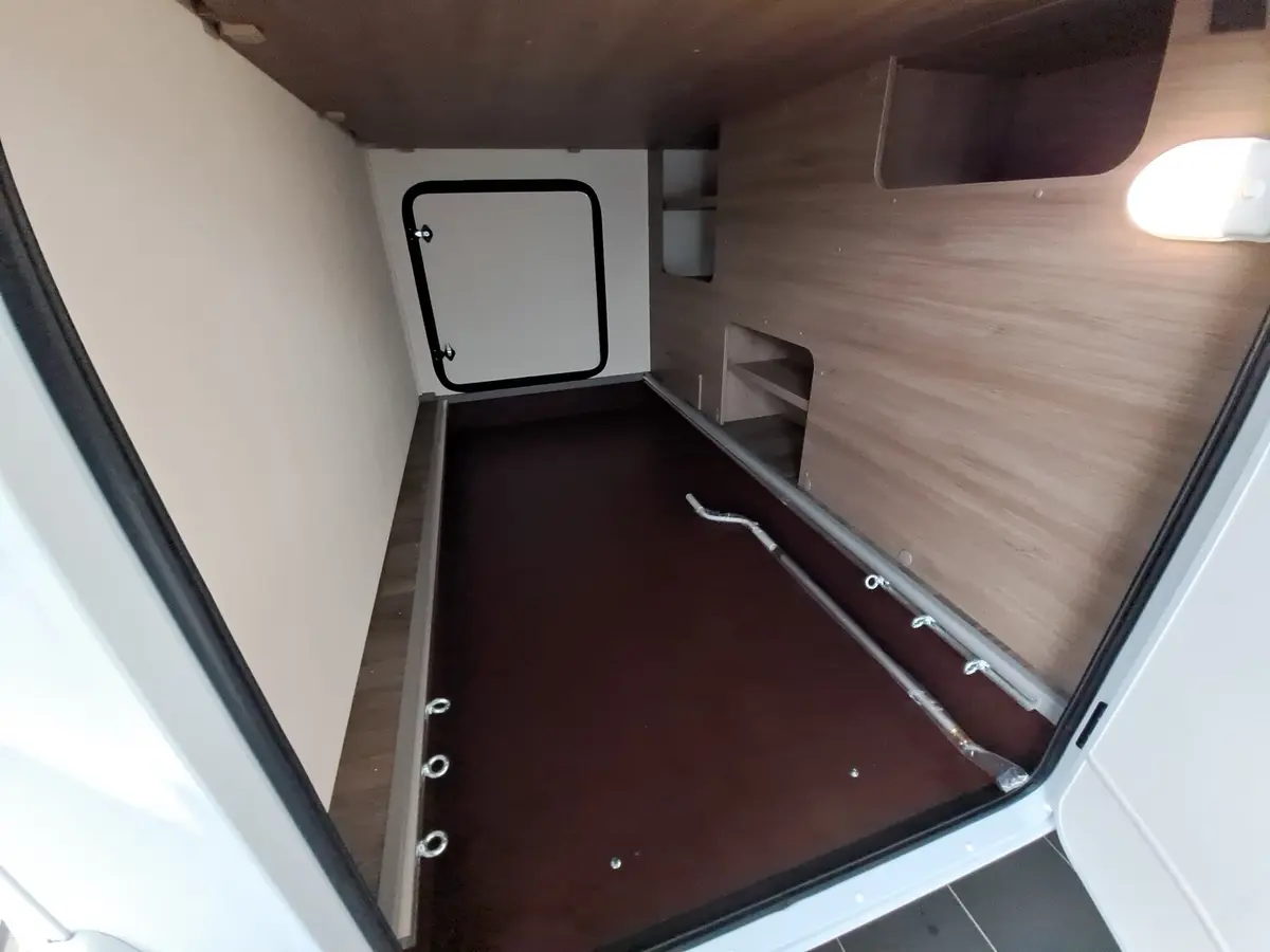 Carado T 328 Pro+, LTE, TV, Solar, 3. Bett