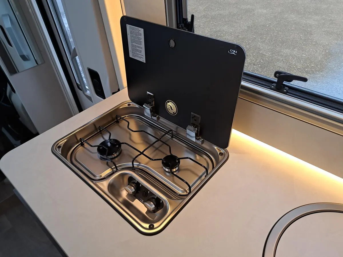 Carado T 135 Pro+ Solar, LTE, TV