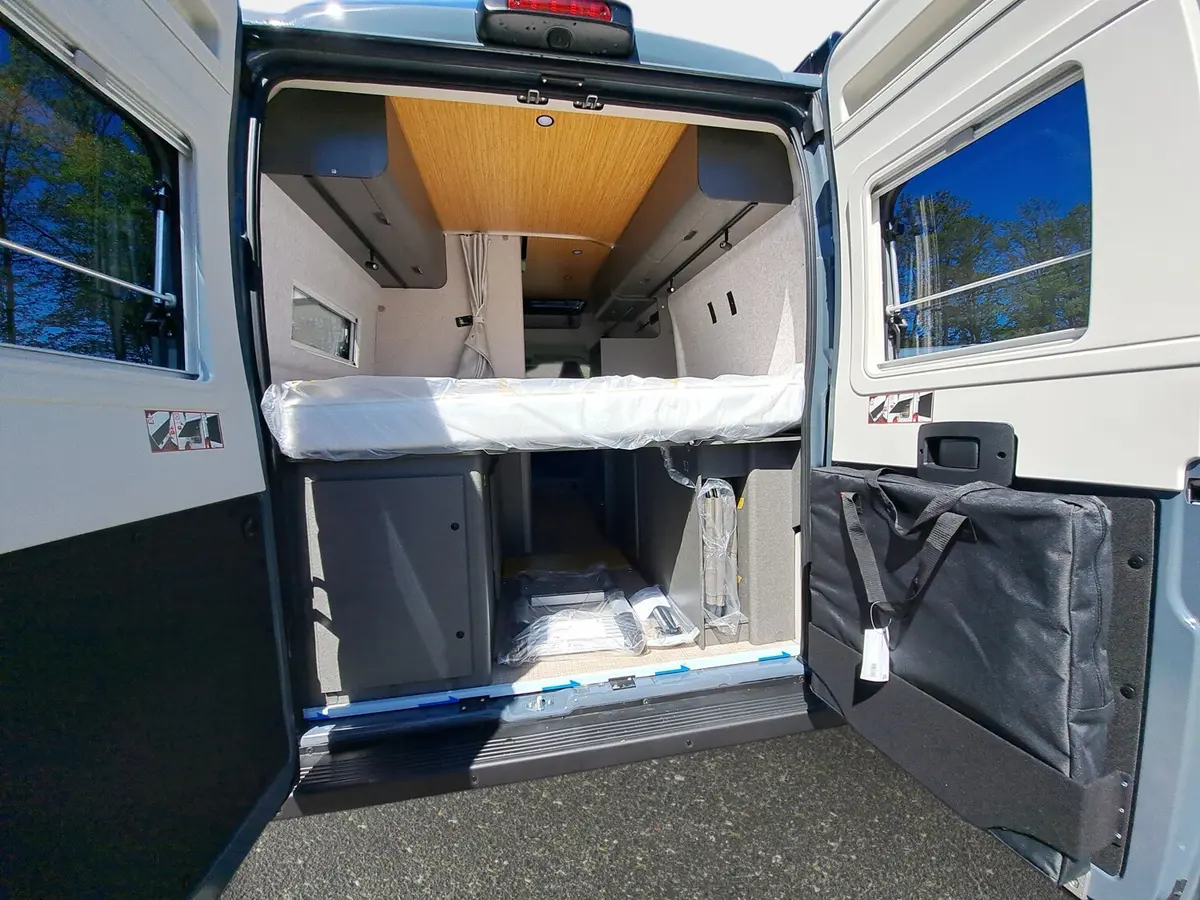 Hymer Redwood 600 Explorer, Markise, Fahrkomfortpaket
